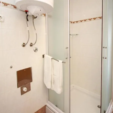 In Mit Eigenem Balkon - B59512